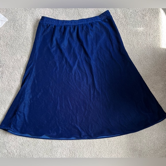 Womens Ralph Lauren Velvet mid length skirt sz M - Picture 8 of 8